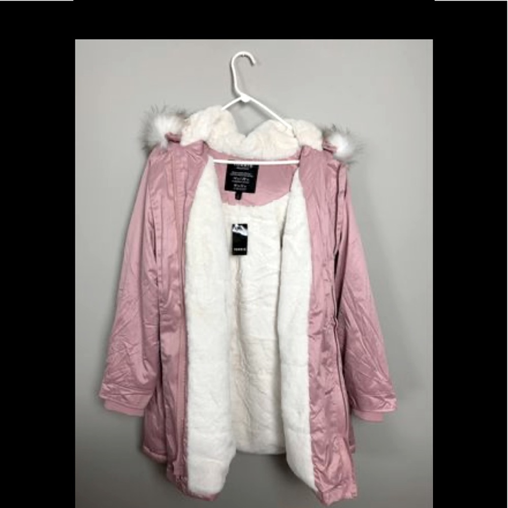 TORRID Beautiful warm winter parka NWT